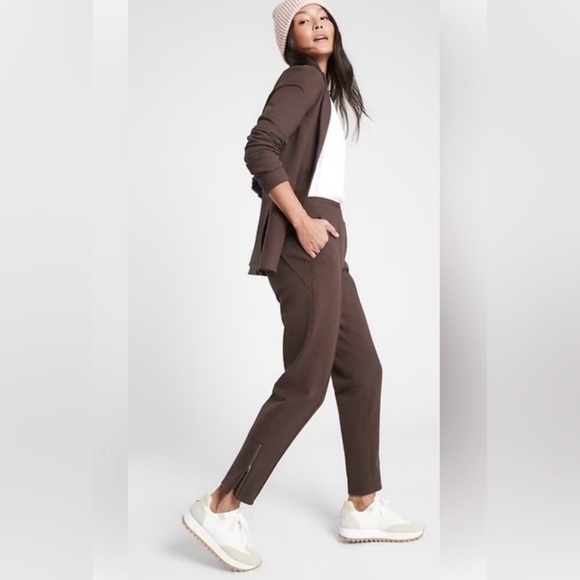 Athleta Pants - Athleta Venice Heathered Pintuck Pant SP